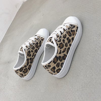 Casual γυναικεία αθλητικά παπούτσια με άνιμαλ πριντ