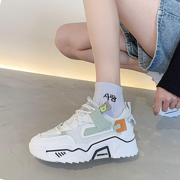 Νέο μοντέλο αθλητικά γυναικεία παπούτσια - τραχιά σόλα