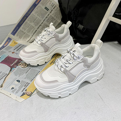 Casual γυναικεία αθλητικά παπούτσια - με τραχιά σόλα