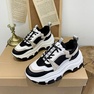 Casual γυναικεία αθλητικά παπούτσια - με τραχιά σόλα