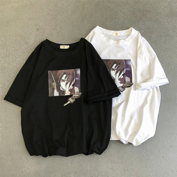 Meeste vabaaja värvilise aplikatsiooniga T-särk