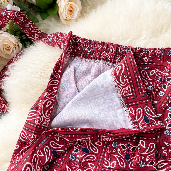 Laiad naiste pikad kummikuga püksid