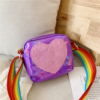 Μοντέρνα παιδική τσάντα με πολύχρωμη μακριά λαβή