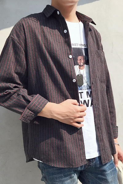 Triibuline meeste särk pikkade varrukate ja taskuga