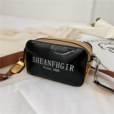 Bőr gyerektáska feliratokkal