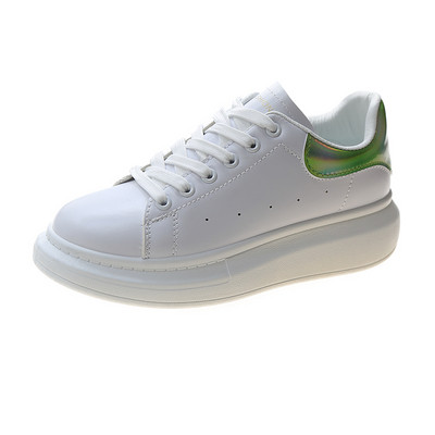 Νέο μοντέλο casual γυναικεία αθλητικά παπούτσια με κορδόνια σε λευκό χρώμα