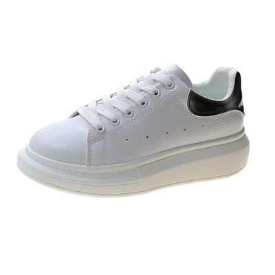 Νέο μοντέλο casual γυναικεία αθλητικά παπούτσια με κορδόνια σε λευκό χρώμα