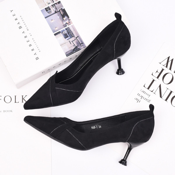 Νέο μοντέλο γυναικεία παπούτσια με τακούνια - μυτερό μοντέλο σε μαύρο χρώμα