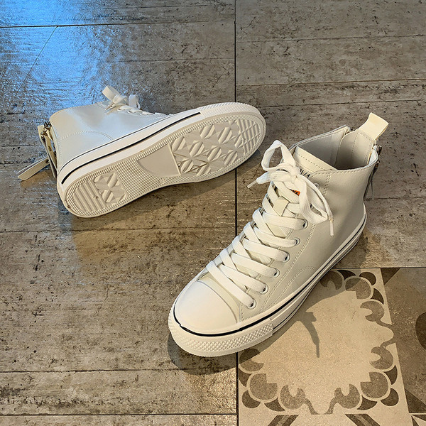 Vászon női tornacipő lapos talppal és cipzárral