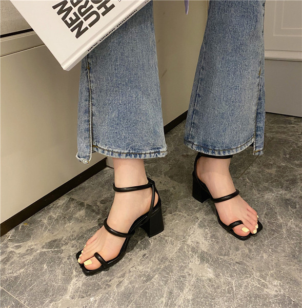 ΝΕΟ μοντέλο μοντέρνα γυναικεία παπούτσια με ψηλά τακούνια