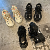 Γυναικεία αθλητικά παπούτσια με πλατφόρμα και κορδόνια πάχους 5 cm