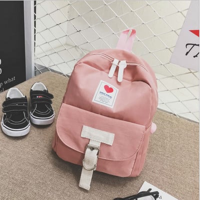 Napi gyerek hátizsák csattal és rátéttel