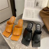 Κομψά γυναικεία παπούτσια με ψηλά τακούνια από οικολογικό δέρμα