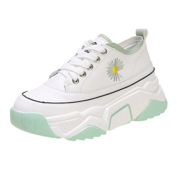 Modern női tornacipő színes hímzéssel