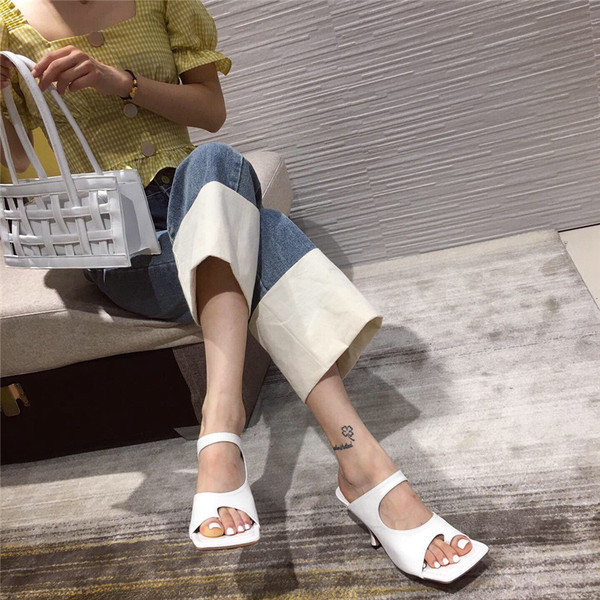 Κομψά γυναικεία παπούτσια με ψηλό τακούνι