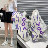 Modern női tornacipő színes motívumokkal