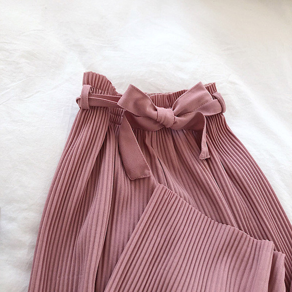 Alkalmi női redős nadrág magas derékkal