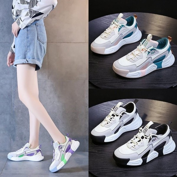 Sportlikud ja vabaaja naiste tossud värvilise tallaga