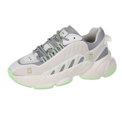 Γυναικεία αθλητικά παπούτσια με χρωματιστούς δεσμούς