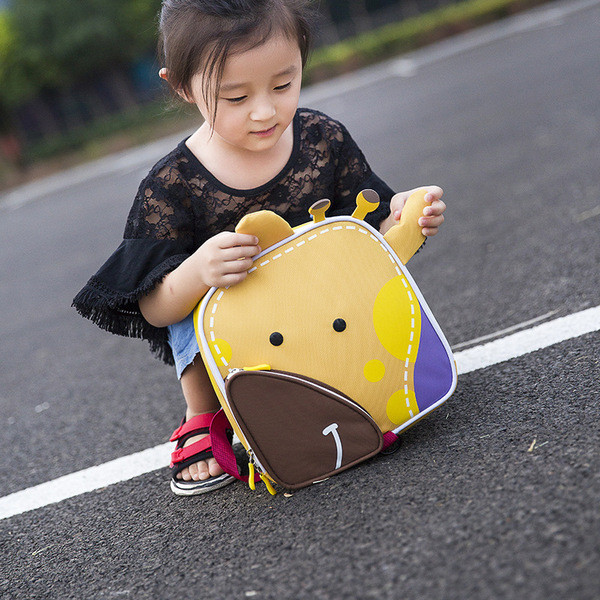 Ruudukujuline 3D elementidega laste seljakott