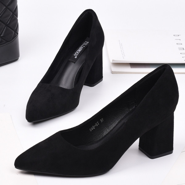 Naiste paksude kontsadega vabaajajalatsid - teravatipuline mudel