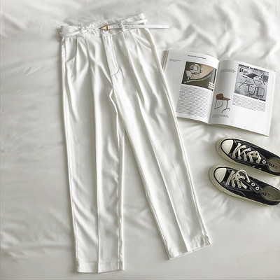 Μοντέρνο γυναικείο παντελόνι με ζώνη και ψηλή μέση