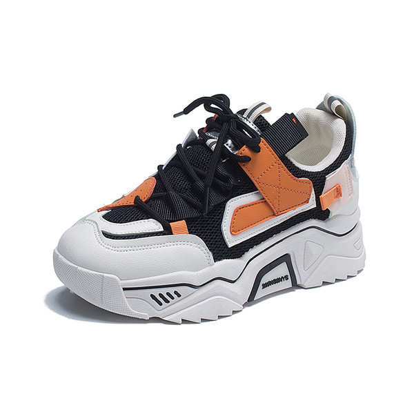 Casual γυναικεία αθλητικά παπούτσια - με κορδόνια και τραχιά σόλα