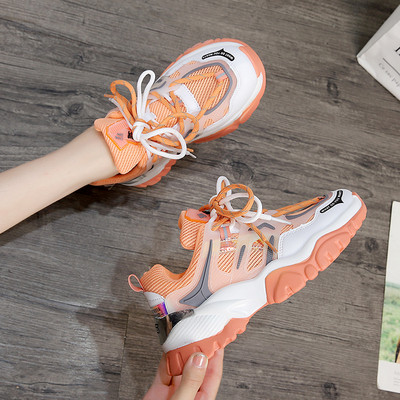 Νέο μοντέλο γυναικεία αθλητικά παπούτσια με τραχιά σόλα