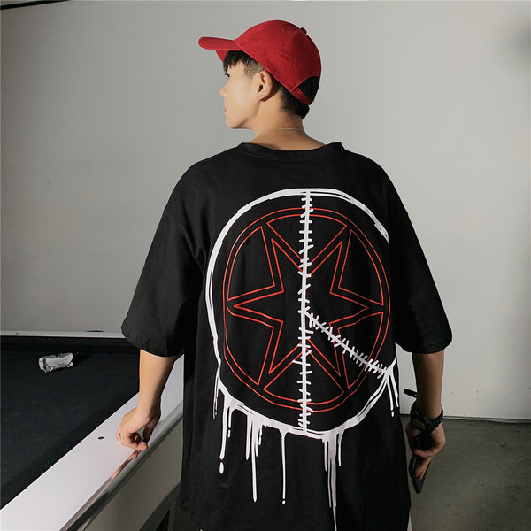 Laia mudeli suvine värvitrükiga t-särk