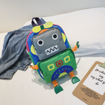 Laste seljakott 3D robotiga