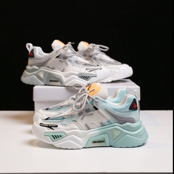 Νέο μοντέλο γυναικεία αθλητικά παπούτσια με χρωματιστή σόλα