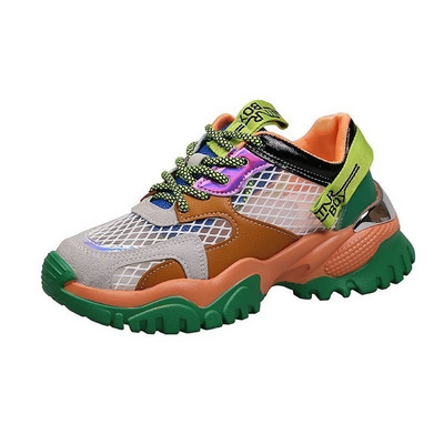 Σύγχρονα γυναικεία αθλητικά παπούτσια