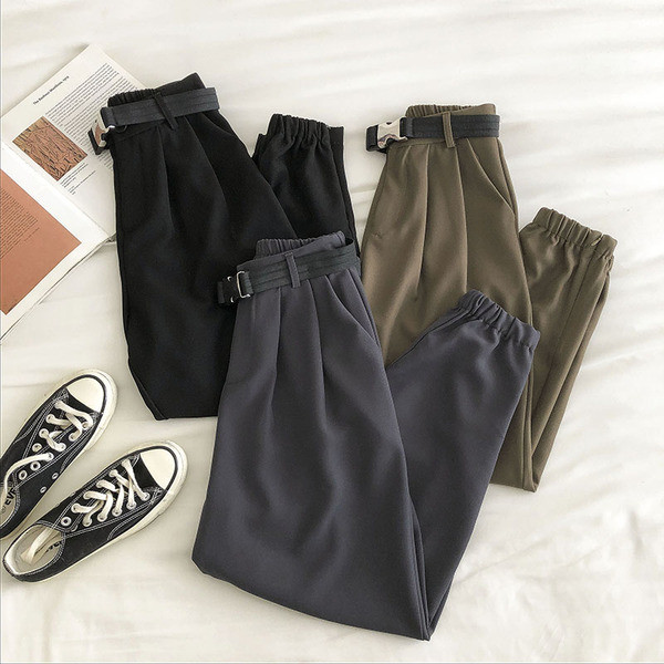 Γυναικείο παντελόνι με ζώνη και τσέπη