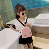 Laste seljakott kirjaga