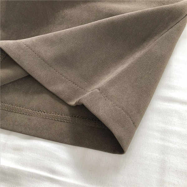 Női nadrág magas derékkal és cipzárral - széles modell