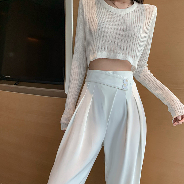 Naiste aktuaalsed püksid – lai kõrge vöökohaga mudel