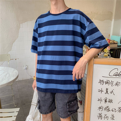 Ριγέ καθημερινό μπλουζάκι με κοντό μανίκι