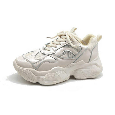 Γυναικεία αθλητικά παπούτσια με τραχιά σόλα