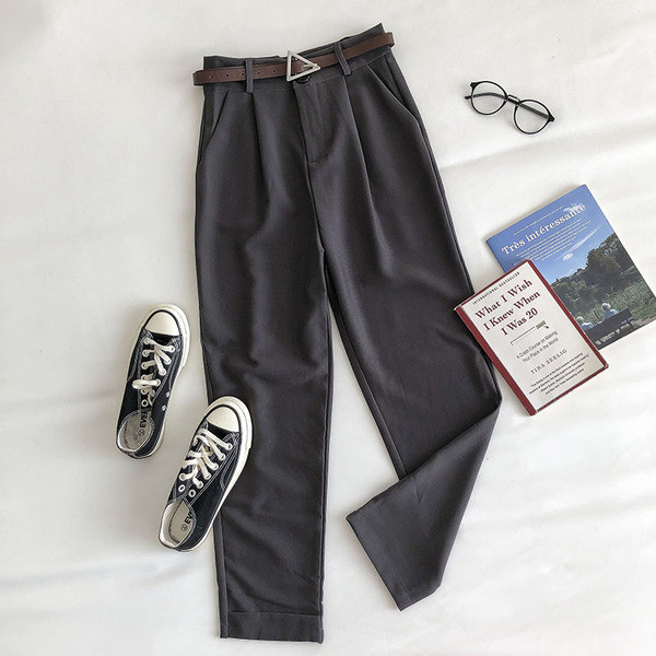 Stiilsed naiste püksid vöö ja kõrge vöökohaga