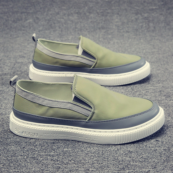 Ανδρικά μοκασίνια από υφάσματα με επίπεδη σόλα