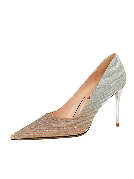 Γυναικεία μοντέρνα παπούτσια με λεπτό τακούνι