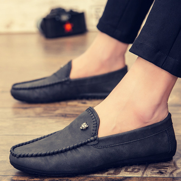 Öko-seemisnahast moodsad metallelemendiga mokasiinid