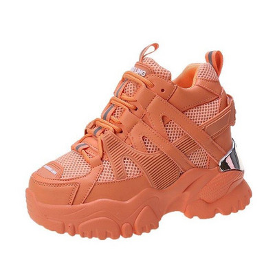 Γυναικεία μοντέρνα αθλητικά παπούτσια με υψηλή πλατφόρμα