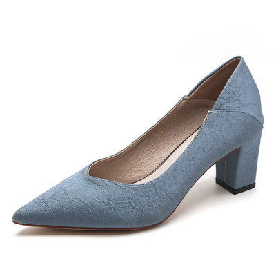 Naiste jalanõud mitmes värvitoonis paksu kontsaga teravatipuline mudel