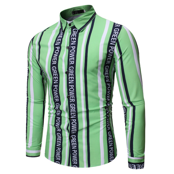 Stiilne meeste triibuline kirjadega särk