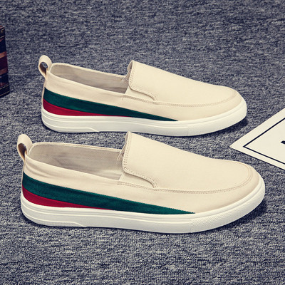 Ανδρικά μοκασίνια από υφάσματα με επίπεδη σόλα