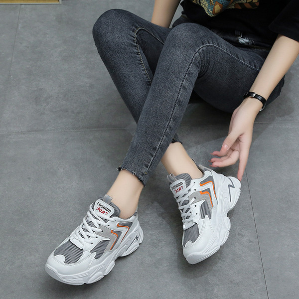 Γυναικεία casual αθλητικά παπούτσια με κορδόνια και επίπεδη σόλα