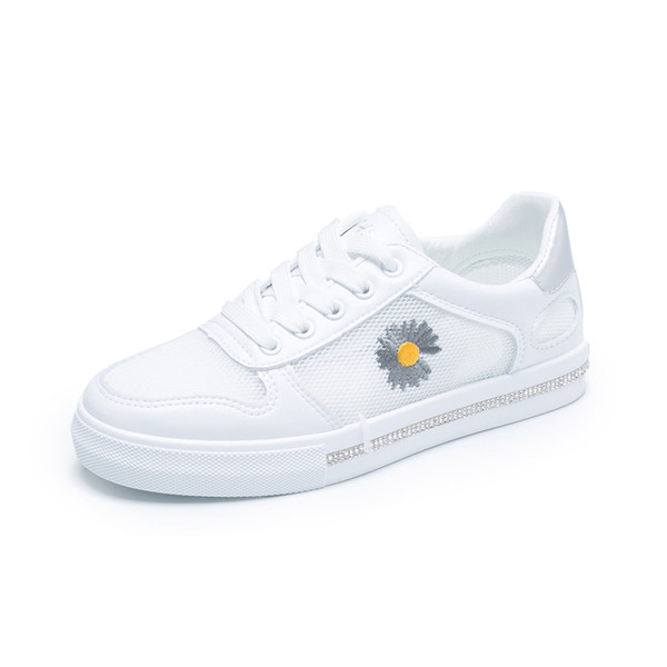 Νέο μοντέλο casual γυναικεία αθλητικά παπούτσια με κέντημα και επίπεδη σόλα