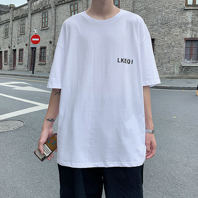 Lai tekstide ja lühikeste varrukatega T-särk meestele