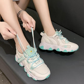 Új női tornacipő modell durva talppal és hímzéssel